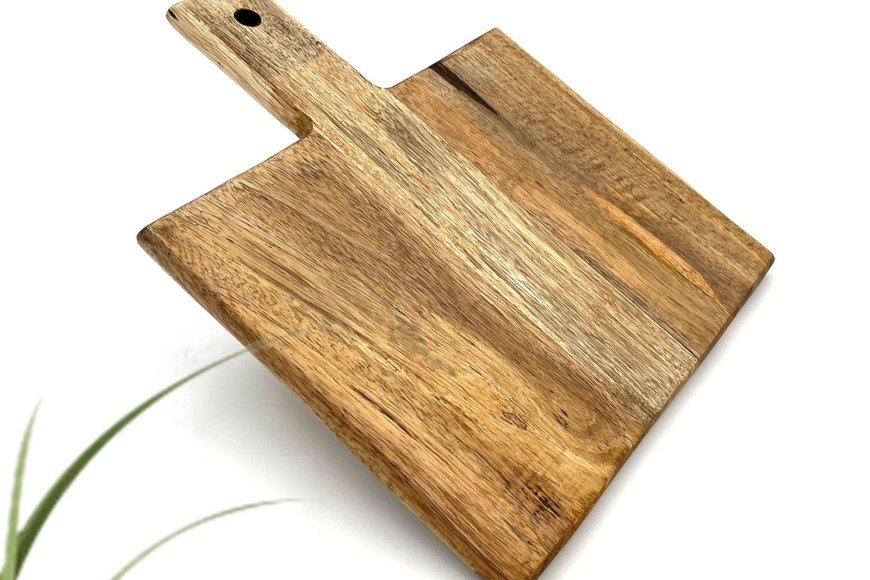 Handmade Brown Mango Wood Chopping Board At just Rs. 89 [MRP 599]