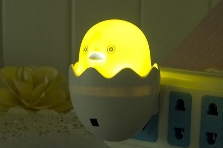 Yellow Duck Sensor LED Plug&in Wall Socket Night Lamp At just Rs. 69 [MRP 399]