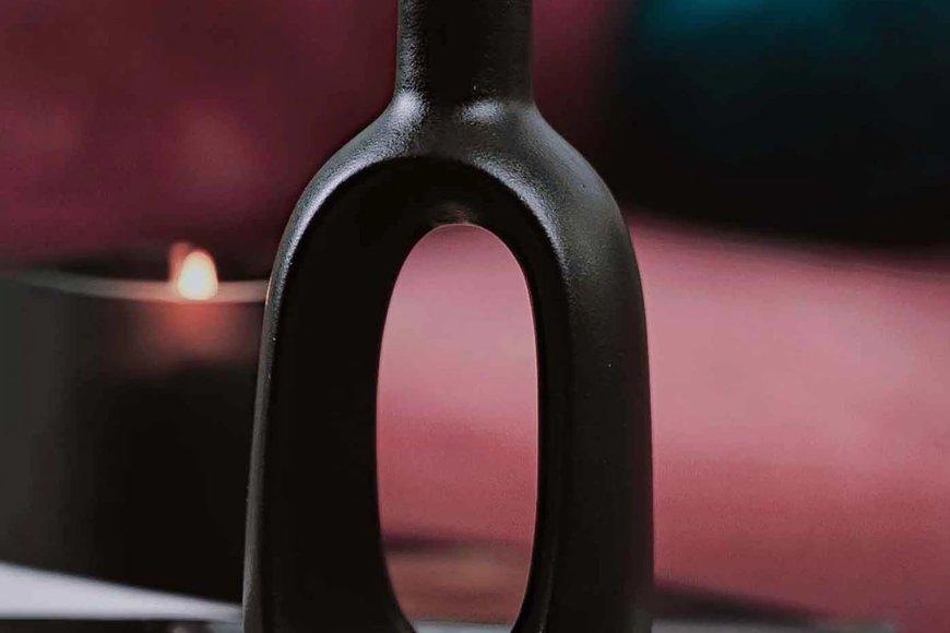 Black Ceramic Ryan Table Vase At just Rs. 99 [MRP 899]