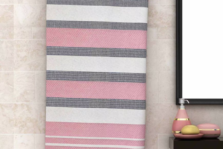 Pink Patterned 210 GSM Cotton Bath Towel At just Rs. 139 [MRP 299]