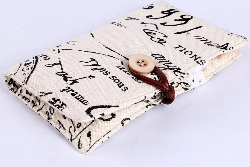 Cream Polyester Non Foldable Travel Organiser At just Rs. 129 [MRP 999]