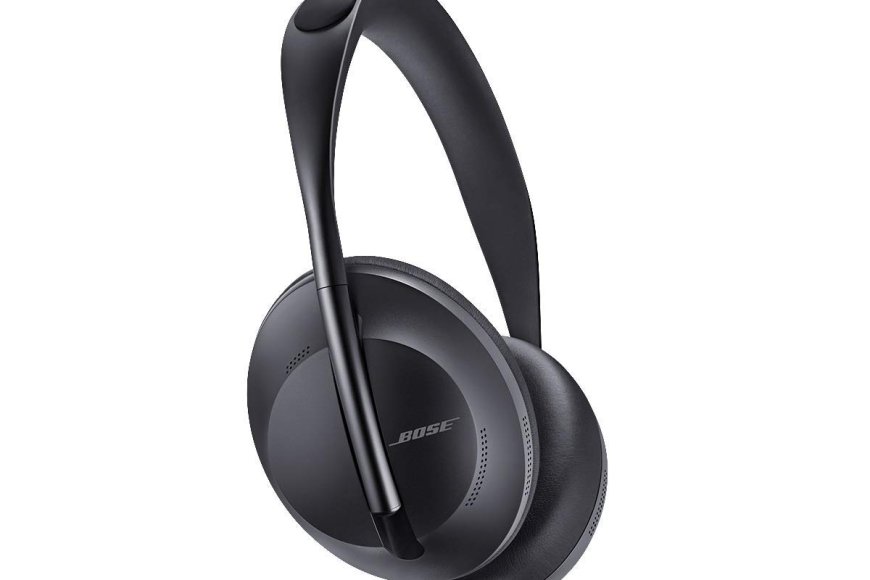 Bose Noise Cancelling 700 Bluetooth Wireless Headphones (Black) At just Rs. 27,497 [MRP 34,500]