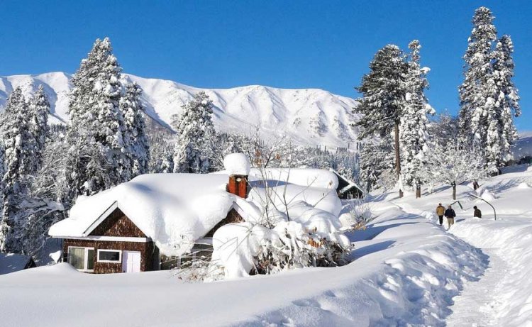 Beautiful Kashmir 6 Nights/7 Days Tour Package At just Rs. 25,995 including Flights
