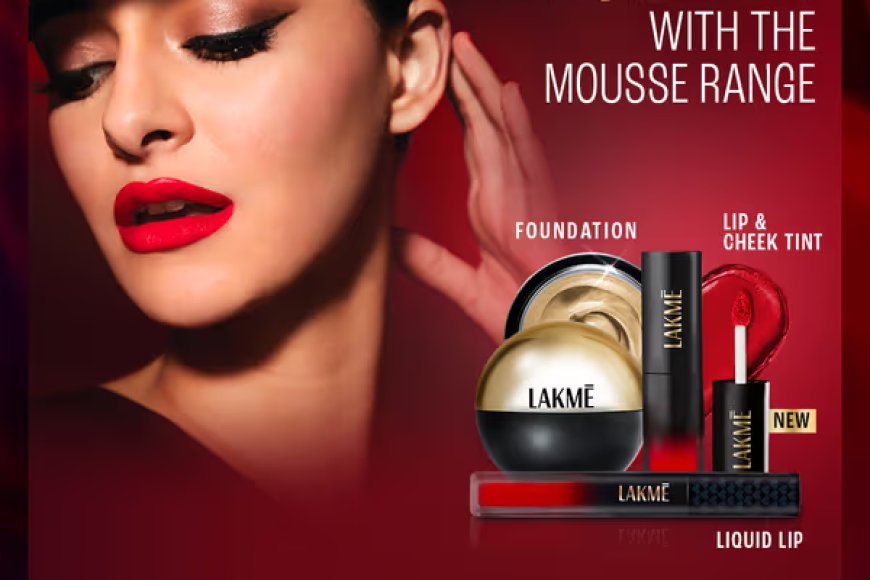 Flat 50% off + Free Lipstick on Rs. 599 on Lakme products