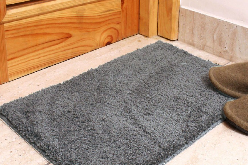 Silver Solid Microfibre 17x12 Inch AntiSkid Door Mat At just Rs. 109 [MRP 499]