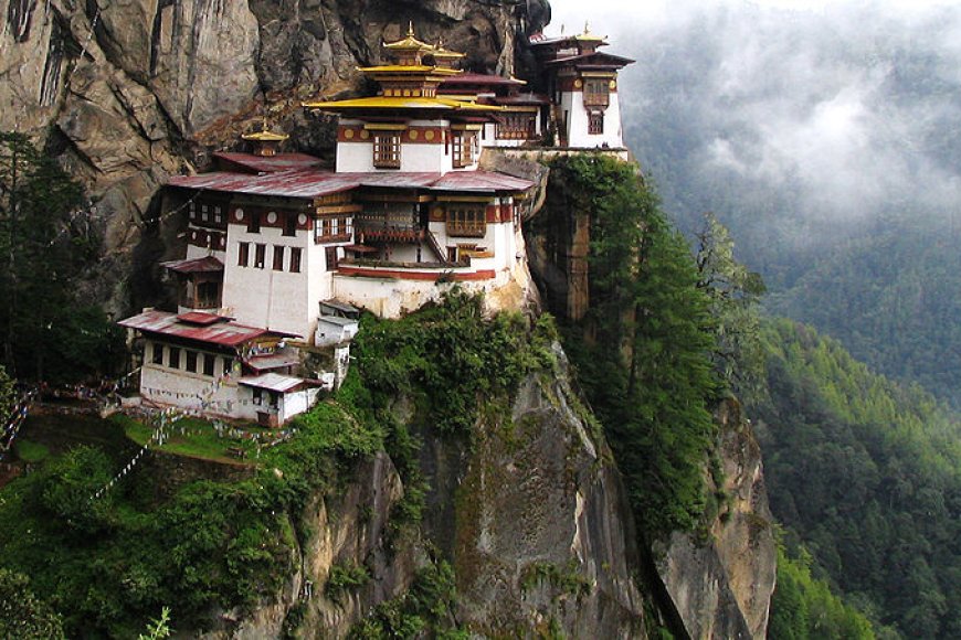 Enjoy Bhutan 6 Night/7 Days Fixed Departure with Flight Starting At just Rs. 79,999