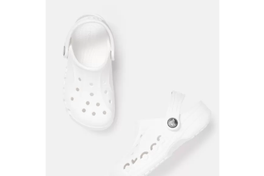 Minimum 10% off on Crocs Footwear