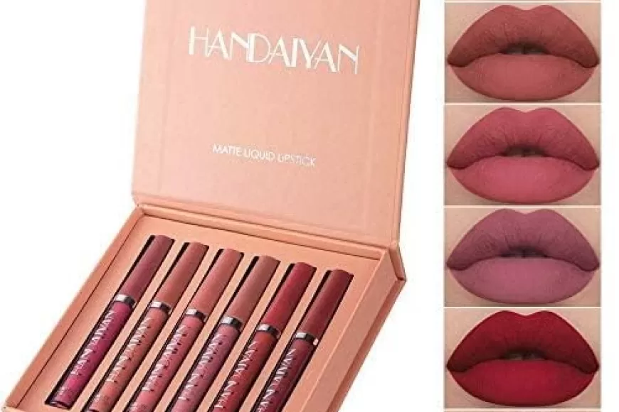 Up to 61% off on Liquid lipsticks set  at  just Rs. 380 [MRP 999]