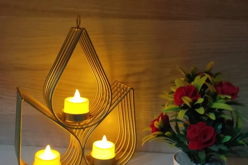 Up to 70% off on Tea Light Holders at Pepperfry