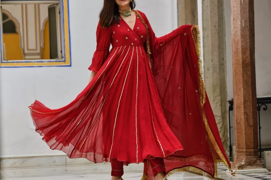 Up to 70% Off Stunning Anarkali Sets for Women at Nykaa Fashion