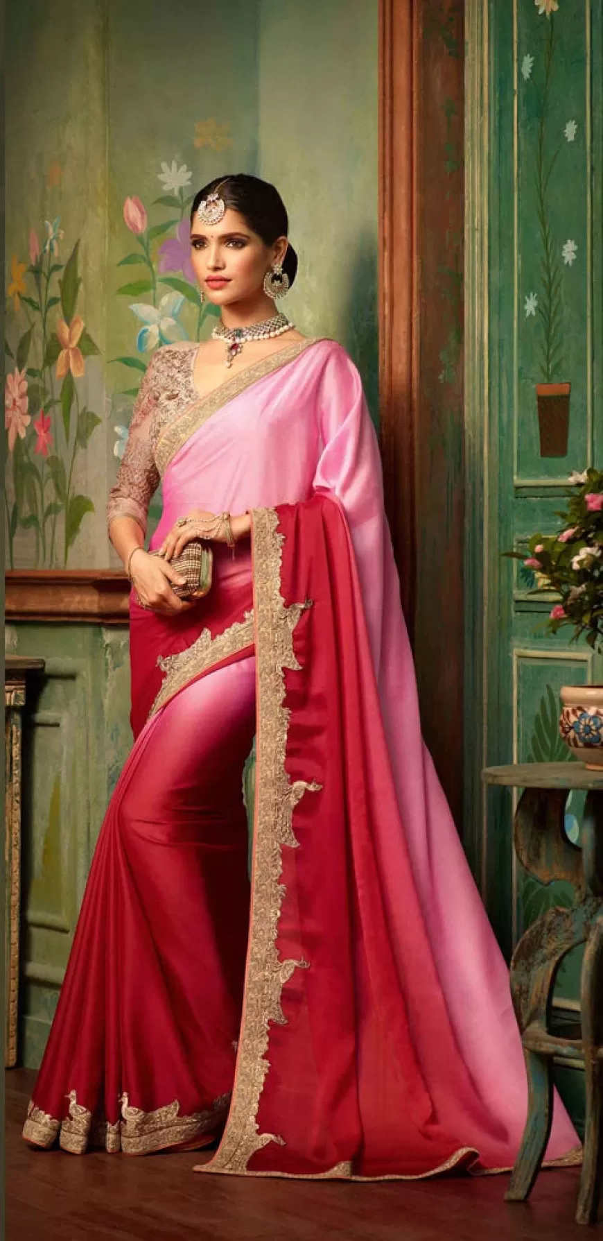 Minimum 85% off on Women's Sarees at Myntra