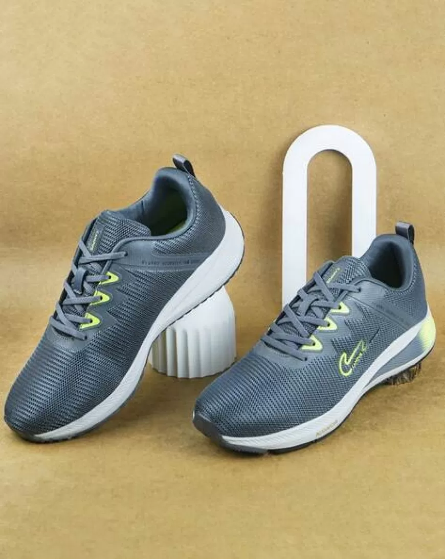 Up to 70 Off on Men s Sports Shoes at Snapdeal SaveFree.in Best Daily deals Loot Offers Coupons Free Deals