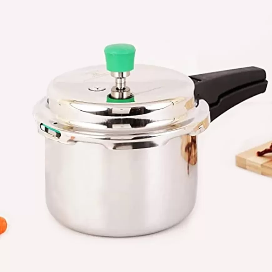 Up to 75% Off on Pressure Cookers at Snapdeal