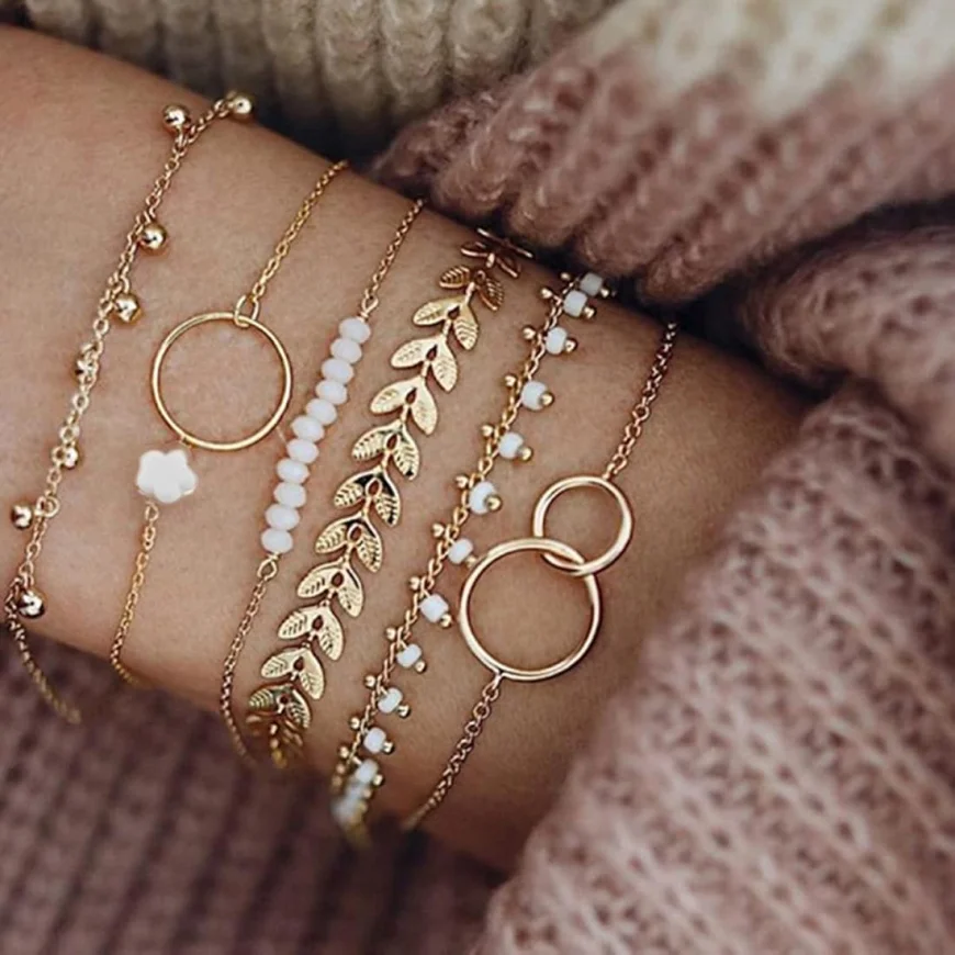 Up to 65% off on Bracelets | Everstylish Jewellery Sale