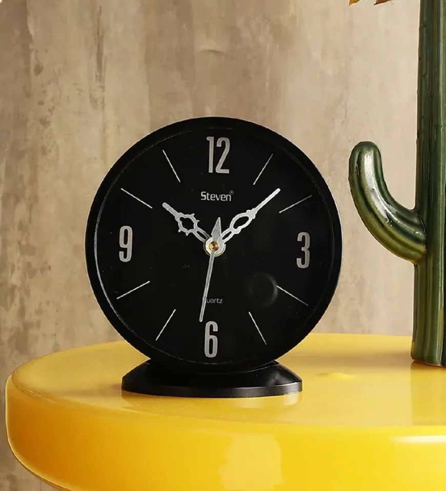 Buy Black Mini Analog Table Clock at ₹229 | 71% off on Pepperfry