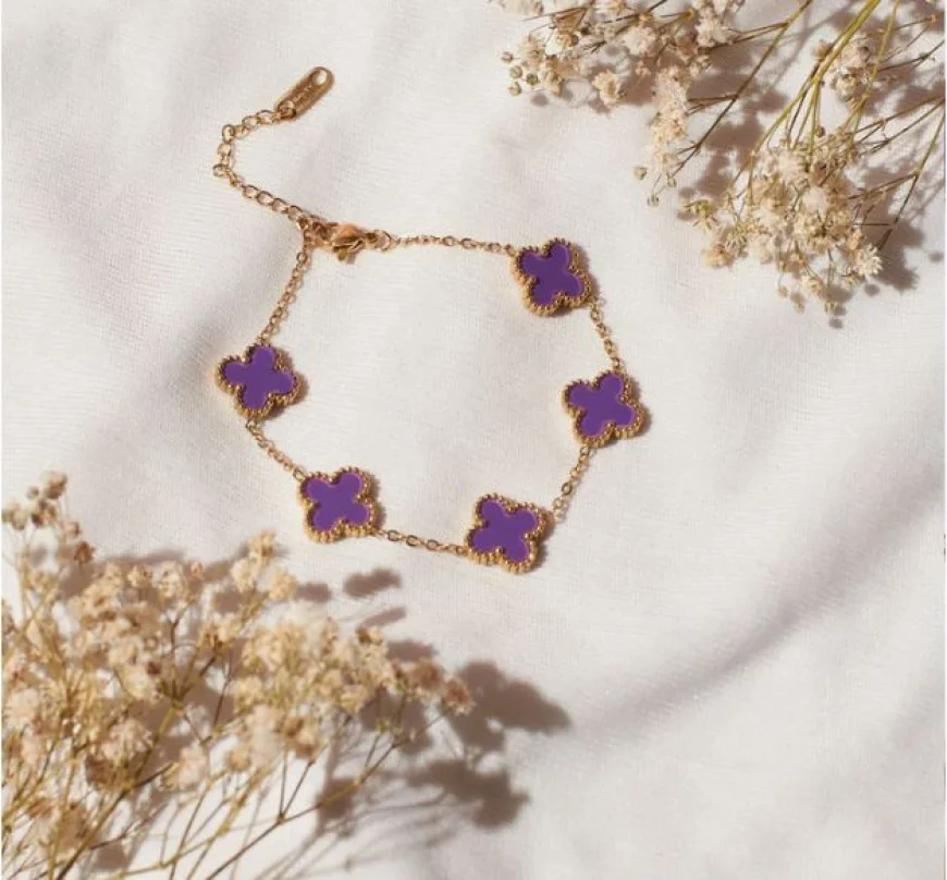 Up to 50% off on Dopamine Drip Jewellery | Salty Jewellery Sale