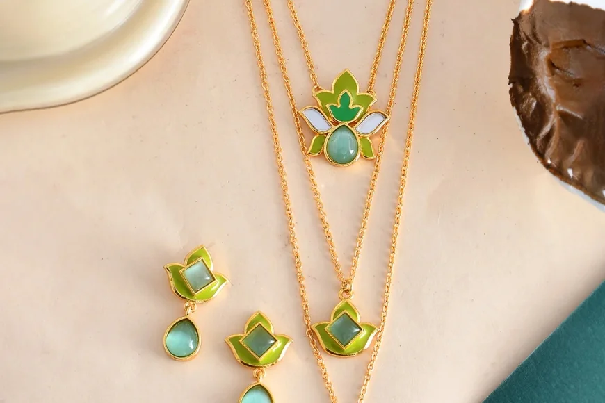 Best-Selling Necklace Sets – Up to 40% off | Voylla Sale