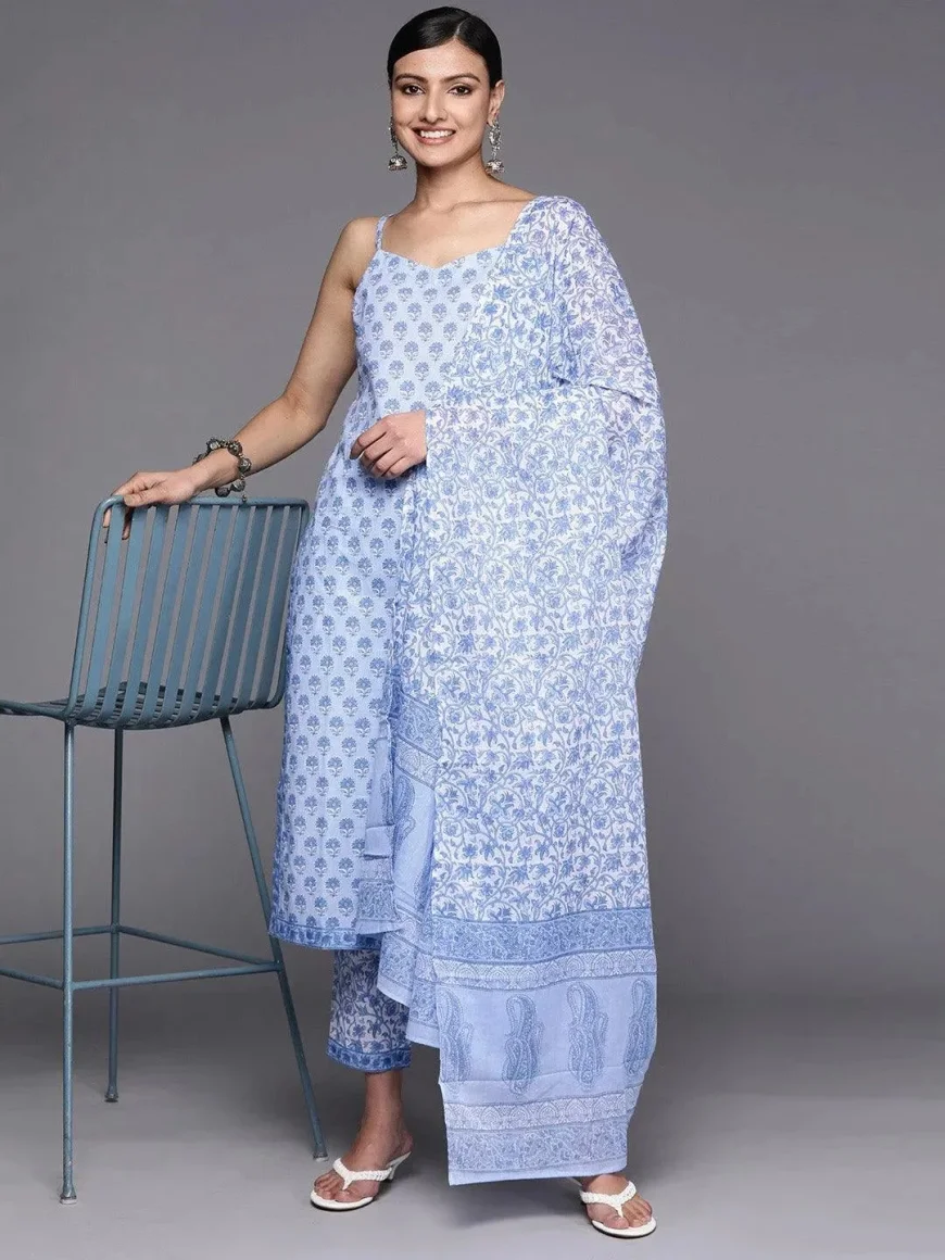 Up to 75% off on Sleeveless Suits for Women | Libas Sale