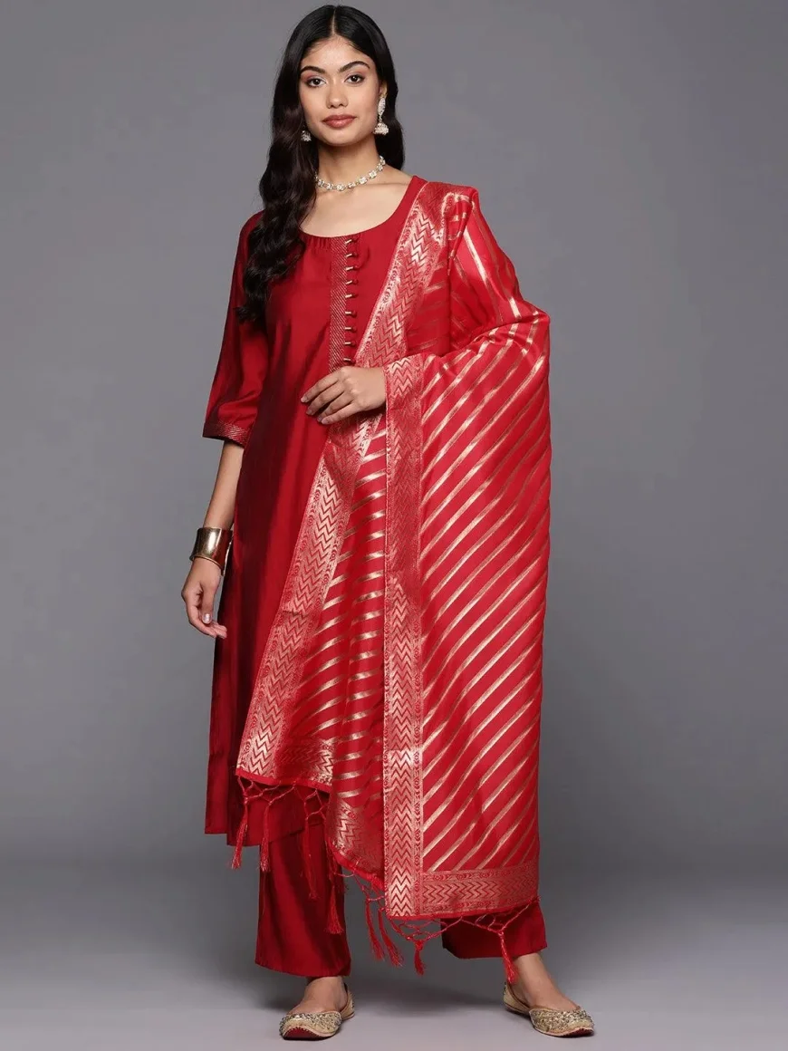Up to 75% off on Plain Suits | Shop Elegant Ethnic Wear on Libas