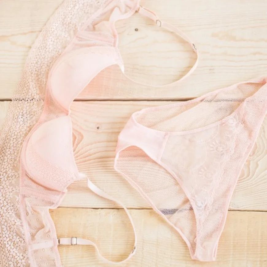 Lingerie for Women – Up to 80% off | Best Deals on AJIO