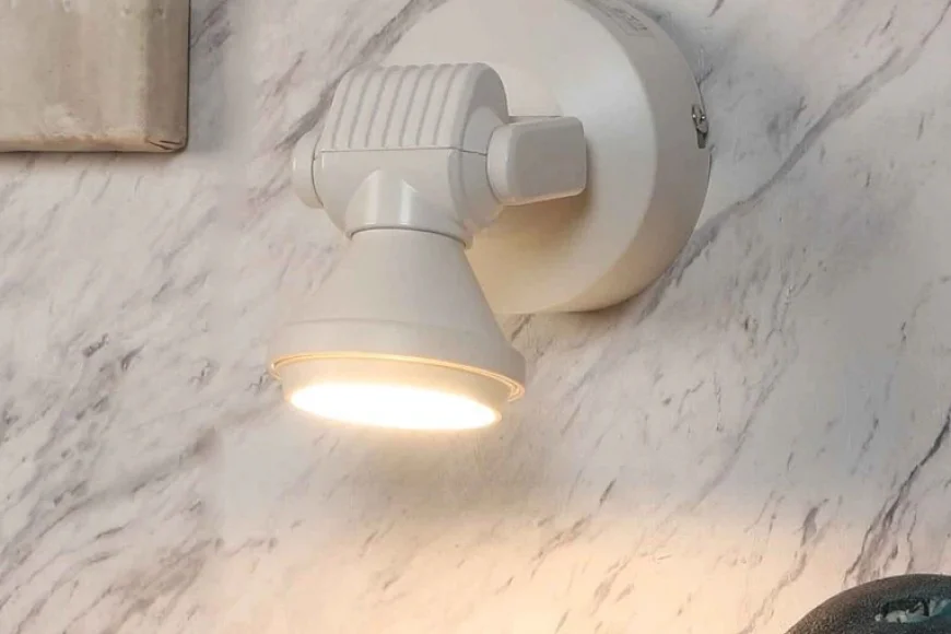 White Iron Wall Light at ₹399 | MRP ₹1,499 – Buy on Pepperfry
