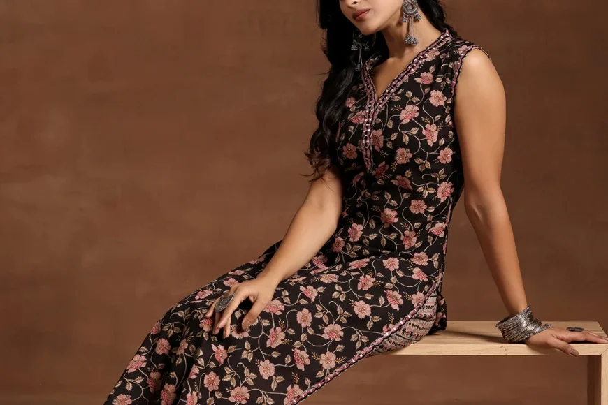Up to 65% off Black Printed Cotton Straight Kurta Set | Libas