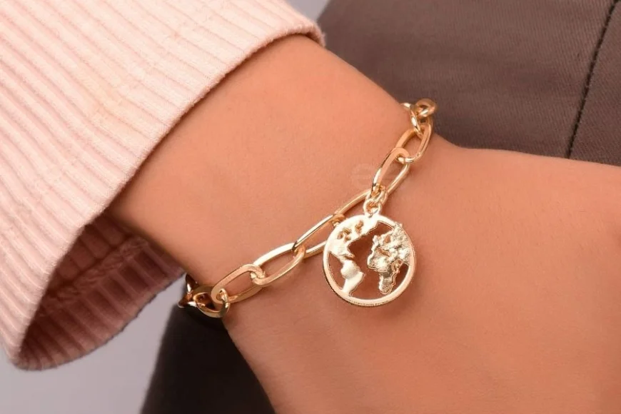 The Global Citizen Golden Bracelet Under ₹99 – Shop on Everystylish Now!
