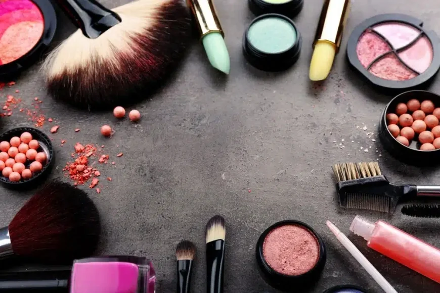 Steal Deal: 50% Off Makeup Products on Tira – Limited Time Offer