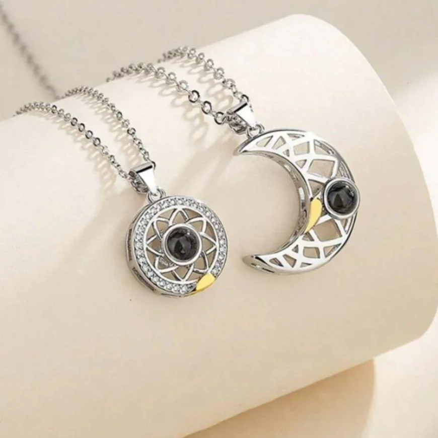 Couple Moon & Star Neckpiece – ₹190 | On Estailo