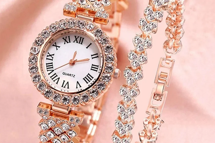 Elegant Watch Sets for Women – Now at 70% Off on Nykaa