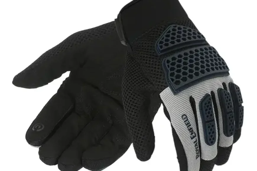 75% OFF on Men’s Gloves – Limited Time on LimeRoad